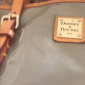 Dooney &Bourke